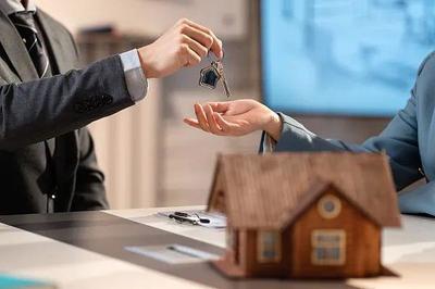 規(guī)范房地產(chǎn)經(jīng)紀(jì)服務(wù)，為中國經(jīng)濟(jì)高質(zhì)量發(fā)展騰挪空間